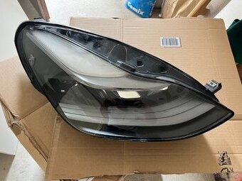 Tesla model 3 Y světlo světlomet Matrix na díly