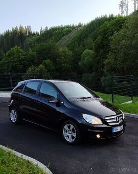 Mercedes-Benz B180 1.7i Blue Efficiency