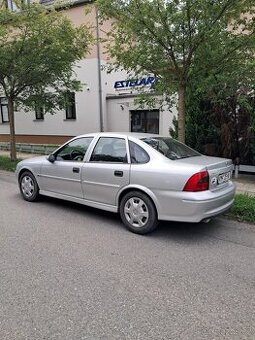 Prodám OPEL Vectra "B" r.v. 1999 - 1