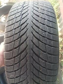 235/45r18 - 1