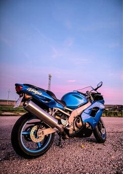 Kawasaki ninja zx9r 1998 105kw