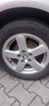 Koupím kola Škoda Fabia Rozměr 5Jx14 ET35