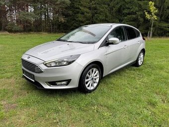 2017 Ford Focus TITANIUM po rozvodech