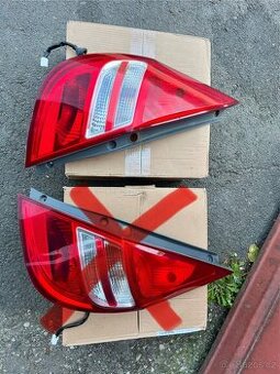 Zadní levé světlo lampa Hyundai i30. 5dv hatchback