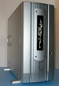 CASETEK CK - 1021 SILVER, ATX, HLINÍK, BEZ ZDROJE