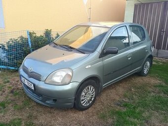Toyota yaris 1.0 48kw