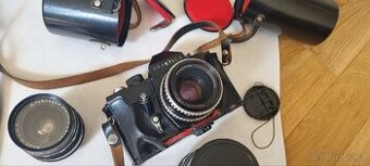 Fotoaparát Praktica v setu (3 objektivy, obal, kryty),