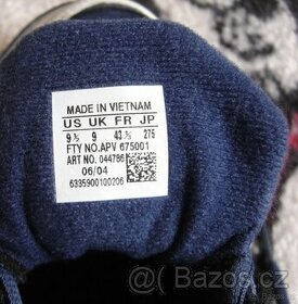 Adidas nové tenisky original na"sálové sporty" vel .9,5