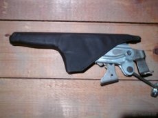 Vw Golf 5 3dv,kožené madlo ruční brzdy, okno 5dv, stahovačka