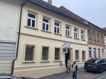Pronajmu obchodní prostor v centru České Lípy - 1