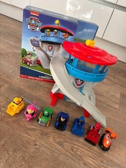 Tlapkova patrola zakladna + 6 auticek k tomu