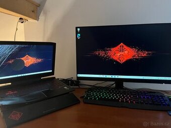 HP Omen poškozený displej, jinak plně funkční