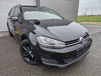 VW Golf 1.4 TSi hezká výbava