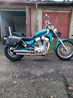 Suzuki Intruder 1400 VS