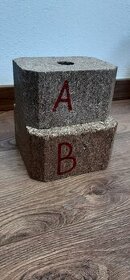 Prodám lisované paletové špalíky na výrobu Europalet