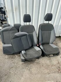 Ford focus mk3 sedacky