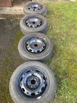 Letní pneu 185/60 R14 Kormoran + disky Škoda Fabia – zánovní