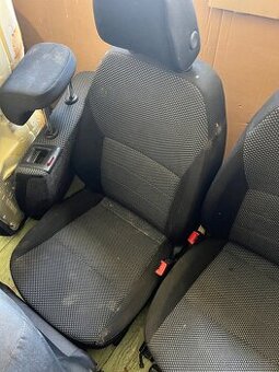Sedačky Škoda Octavia III