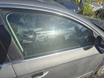 pravé přední okno dveří VW Passat B6