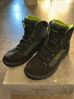 LOWA GTX (Goretex) boty / pohorky - 44,5 / 10 - nové