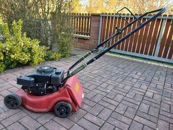 benzínová sekačka