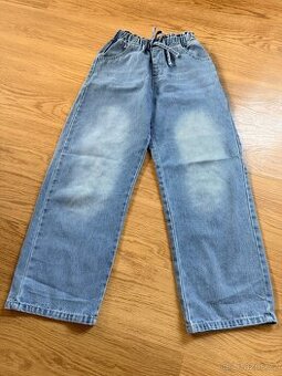 Prodám dívčí široké džíny vel. 150 (11-12)