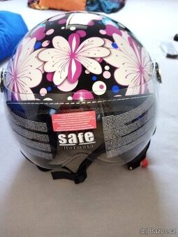 Dámská helma na motorku XL