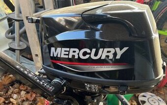 Prodám závěsný lodní motor Mercury 6