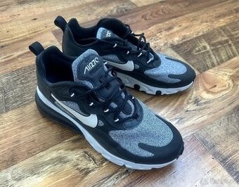 Nike Air Max 270 React, vel. 42, zánovní