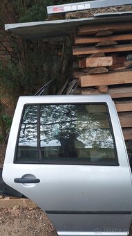 Dveře Golf 4