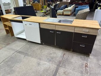 Spodní část kuchyňské linky