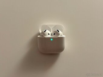 Apple AirPods 4
