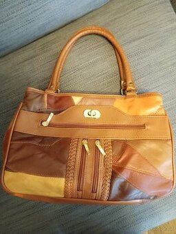 Dámská kožená kabelka