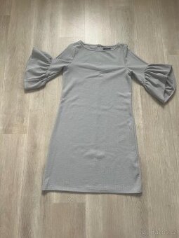 Krásné teplé zimní šaty vel. L