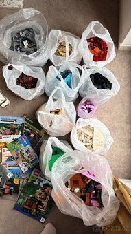 Lego směs kostek 24,7 kg Ninjago, Minecraft, City, Friends