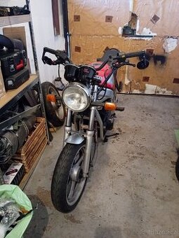 Suzuki GS500