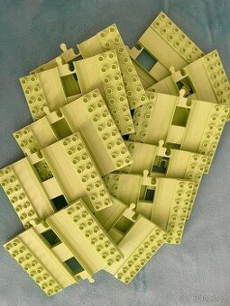 Lego Duplo nástupiště