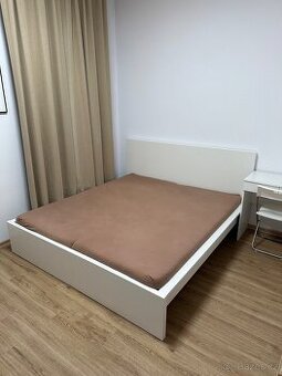 Manželská postel IKEA MALM 180x200 + matrace (Jihlava)