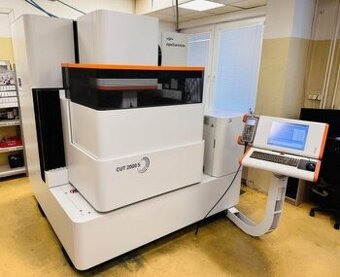 Prodám Použitá drátová řezačka CHARMILLES CUT 2000 S, r. v.