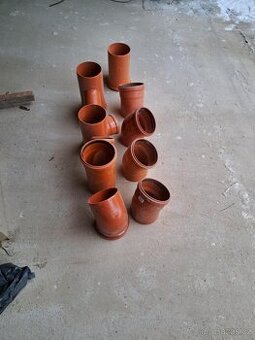 KG kolena a odbočky DN160 - nové