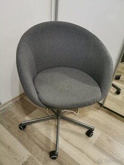 Otočná židle Ikea