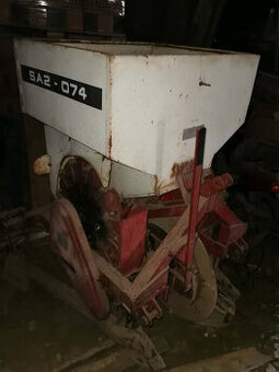 sazeč brambor SA2-074