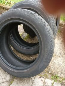 Celoroční pneu Pirelli