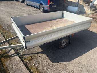 Přívěsný vozík  /  nákladní přívěs