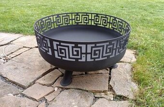 Ocelové přenosné ohniště antický vzor