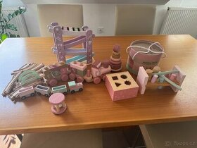 Sestava designových dřevěných hraček  LITTLE DUTCH