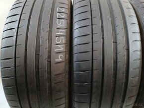 Letní pneu 225/45/19/Michelin + Kumho