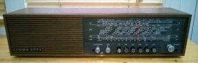 Historické radio Loewe Opta - R156
