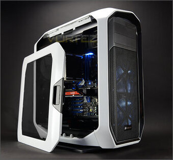 Prodám TOP herní PC skříň Corsair Big Tower