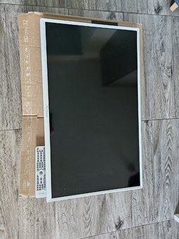 Led tv 82cm Strong dvb-t2 usb hdmi scart
